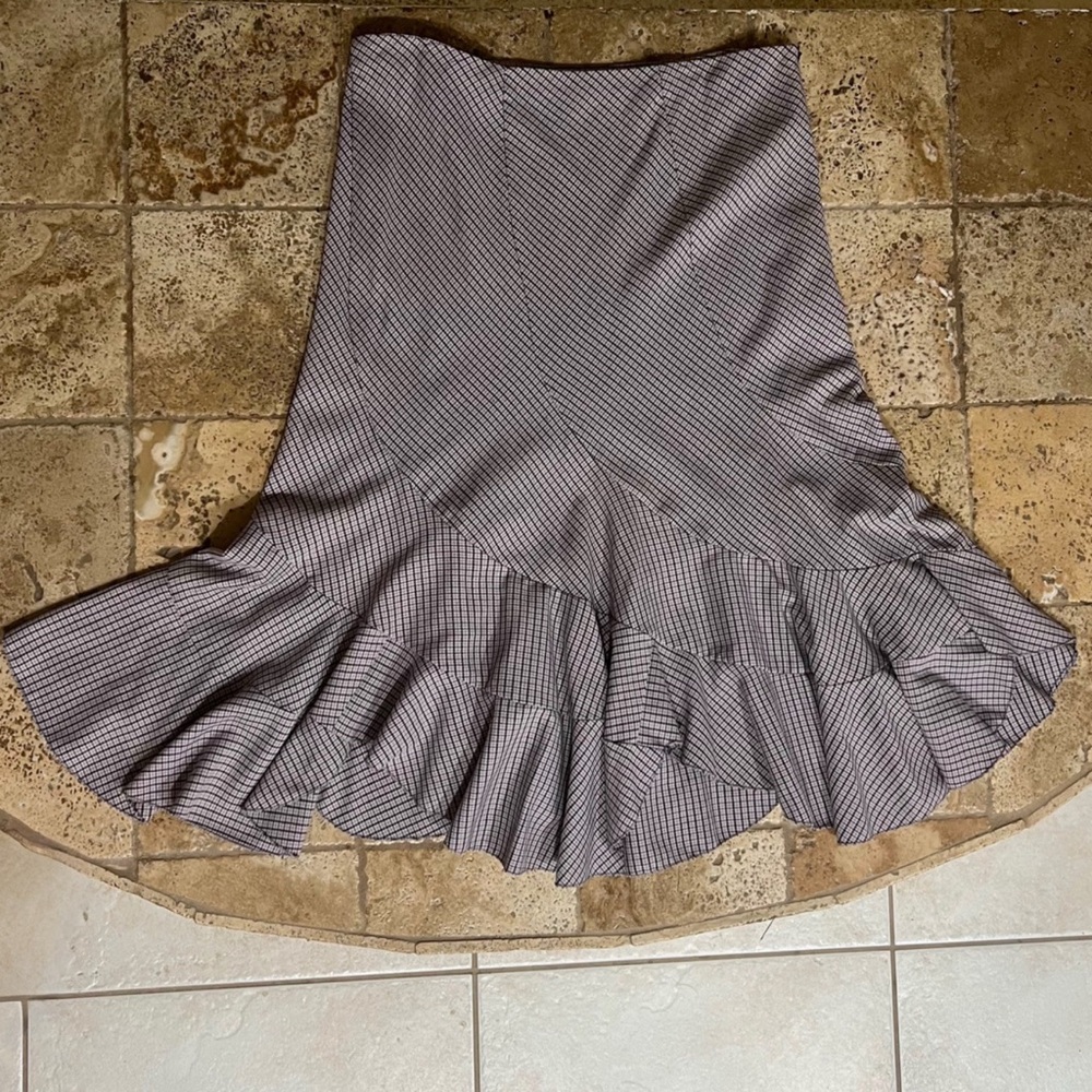 Sunny Leigh Gray Trumpet Midi Skirt